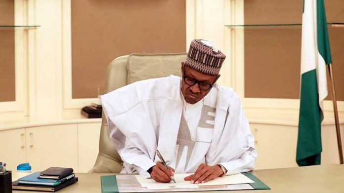 Nigeria : le président Buhari promulgue un projet de loi pour lutter contre la piraterie maritime