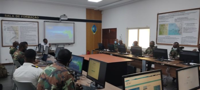 Centro de Operações da Marinha de Angola é treinado para usar a plataforma YARIS